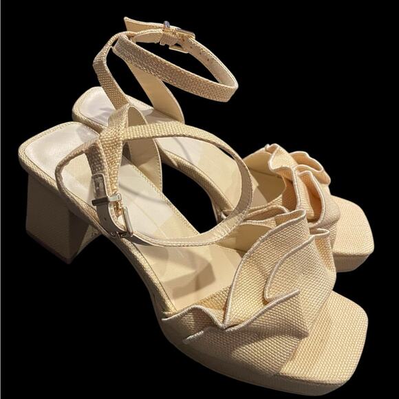 Dolce Vita Elegant Beige Block Heel Sandals NWT size 8 - Picture 2 of 6